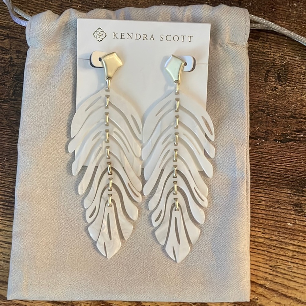 Kendra Scott banana leaf earrings